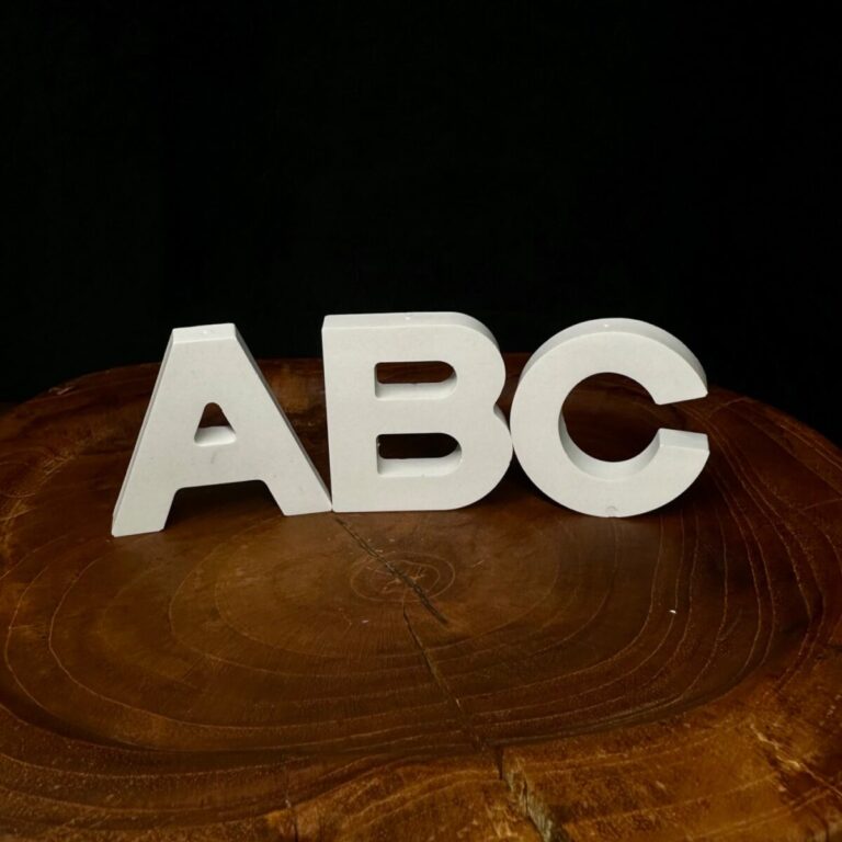 Buchstaben A-Z 4cm · Gips · Allgemein · Nr. MH-1DZ0GA · Mihamei Einzelstück